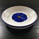 Soucoupe fleur bleue