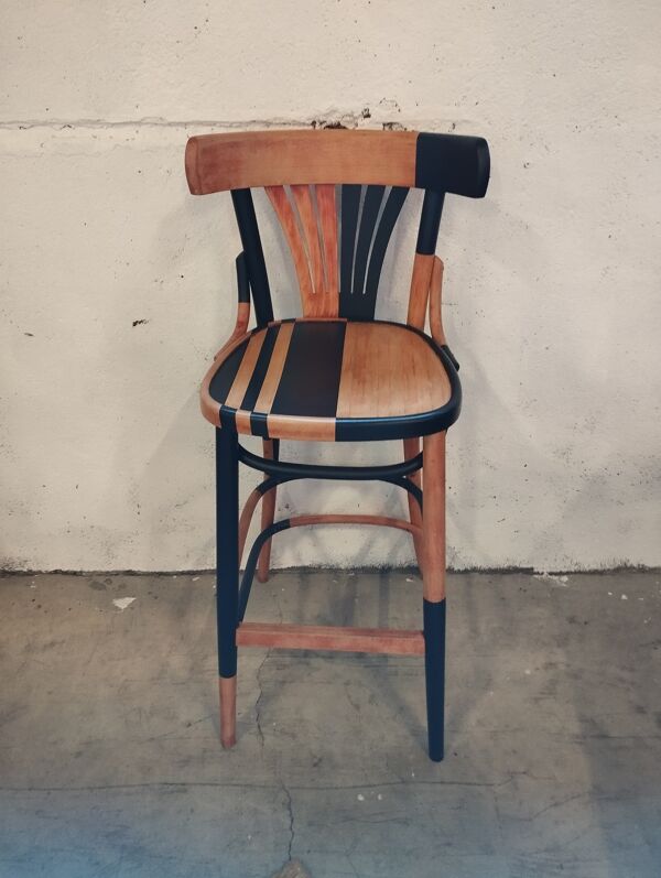 Chaise haute de bar