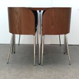 Table et chaises modèles fusion de Sandra Kragnert pour Ikea 1990