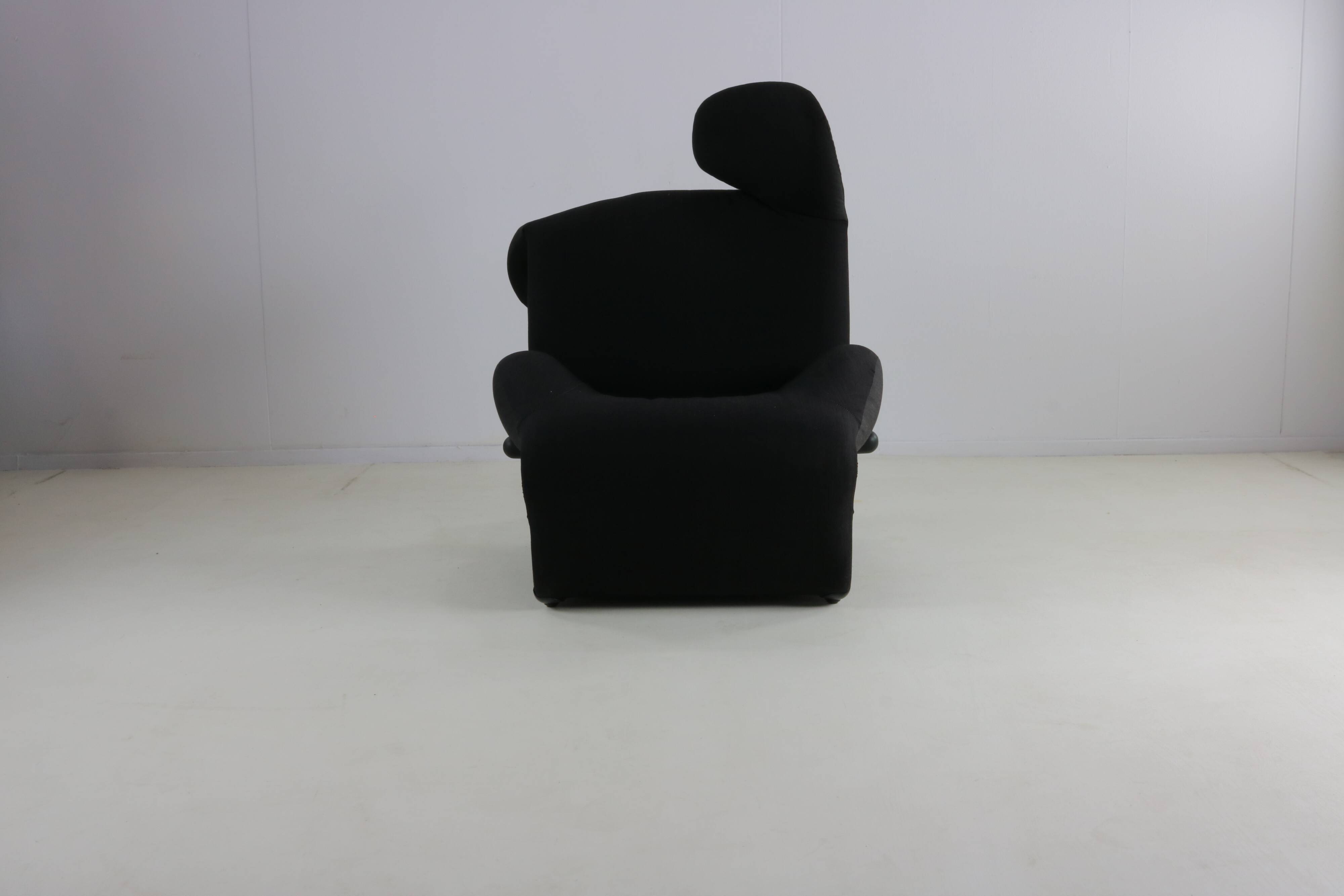 Eighties design easy chair / chaise-longue by Toshiyuki Kita for Cassina
