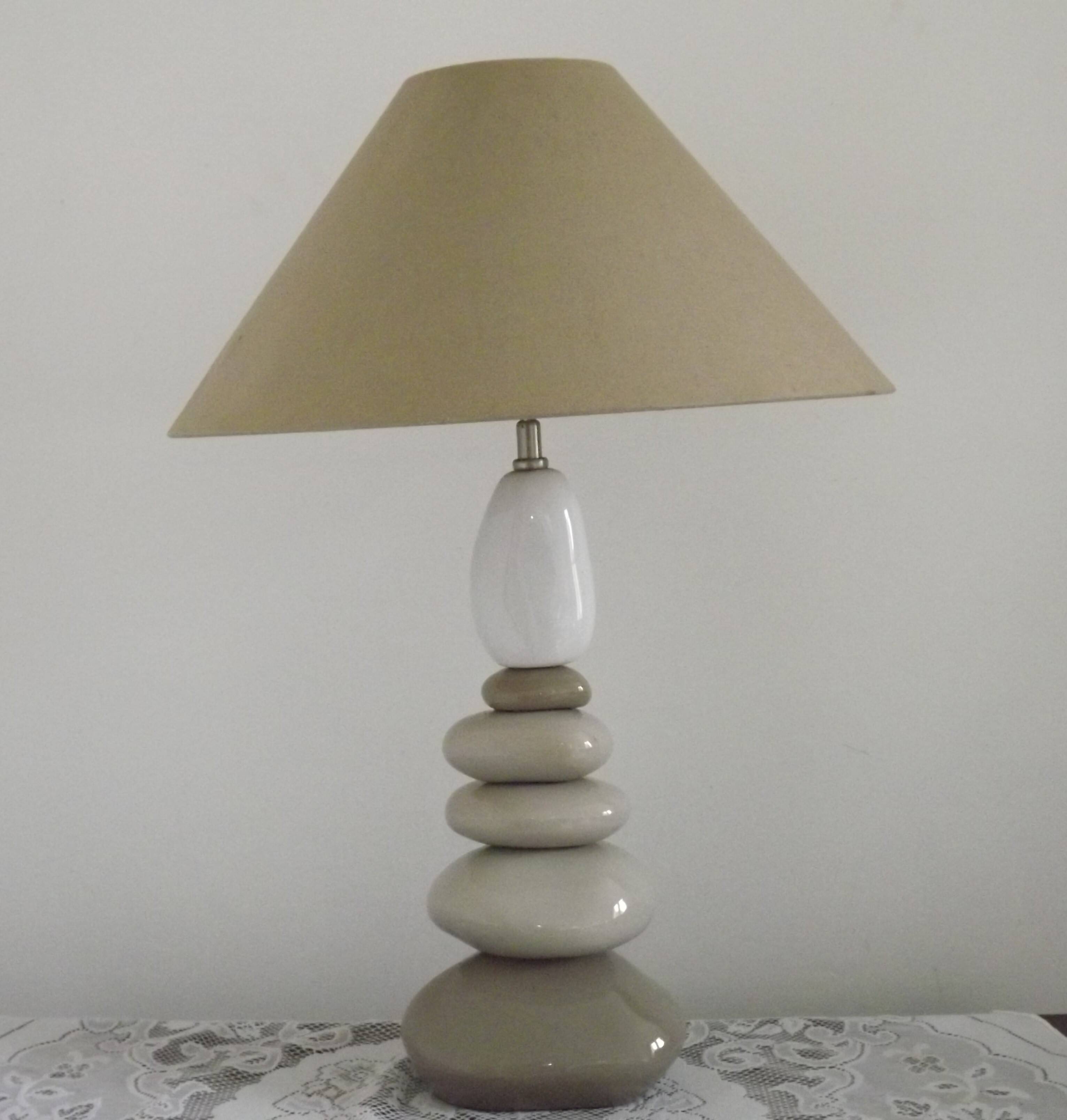 Large vintage table lamp from the 1990s in brown and beige ceramic with a lampshade.