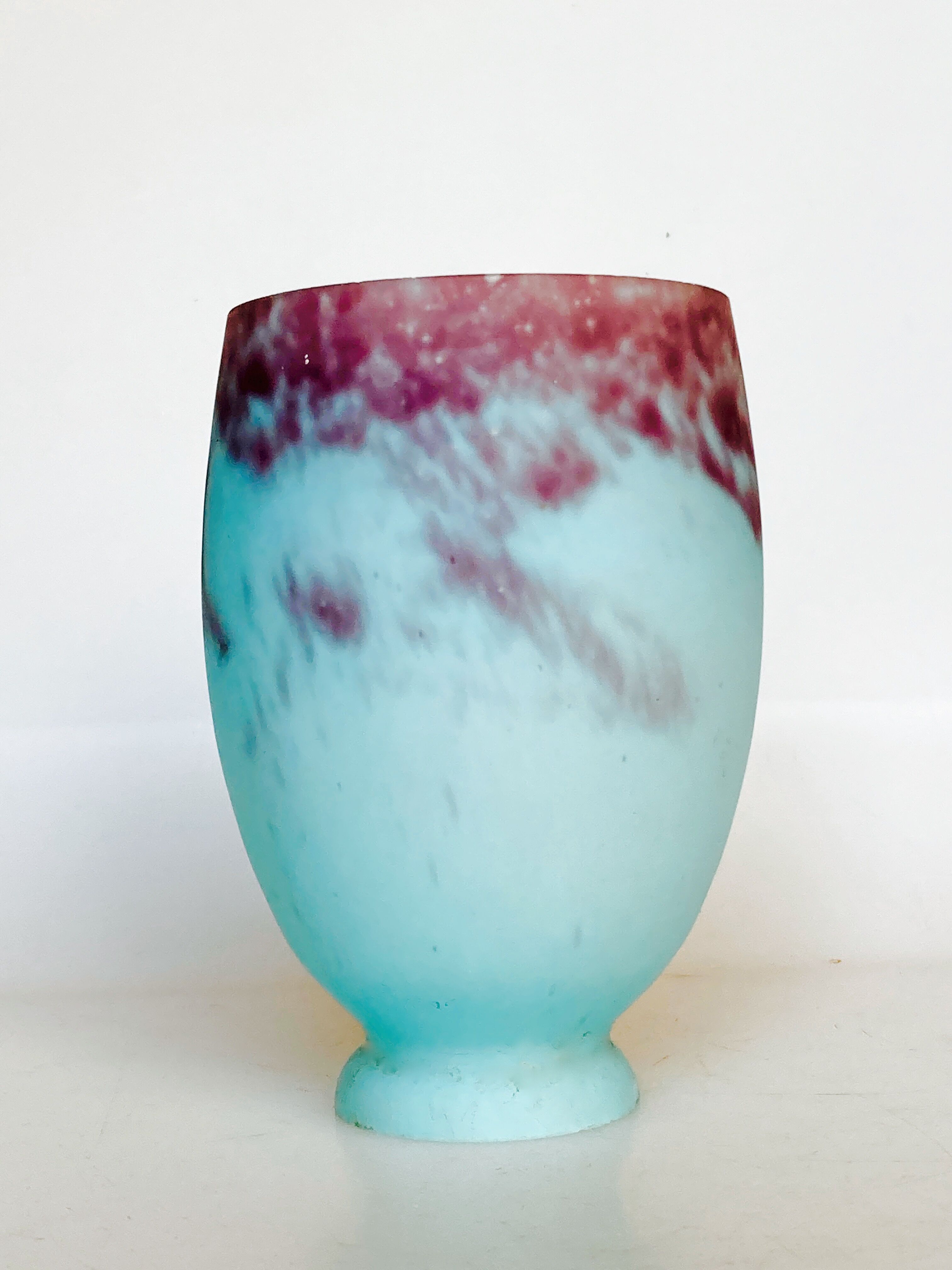 Tulipe en pate de verre bleue turquoise