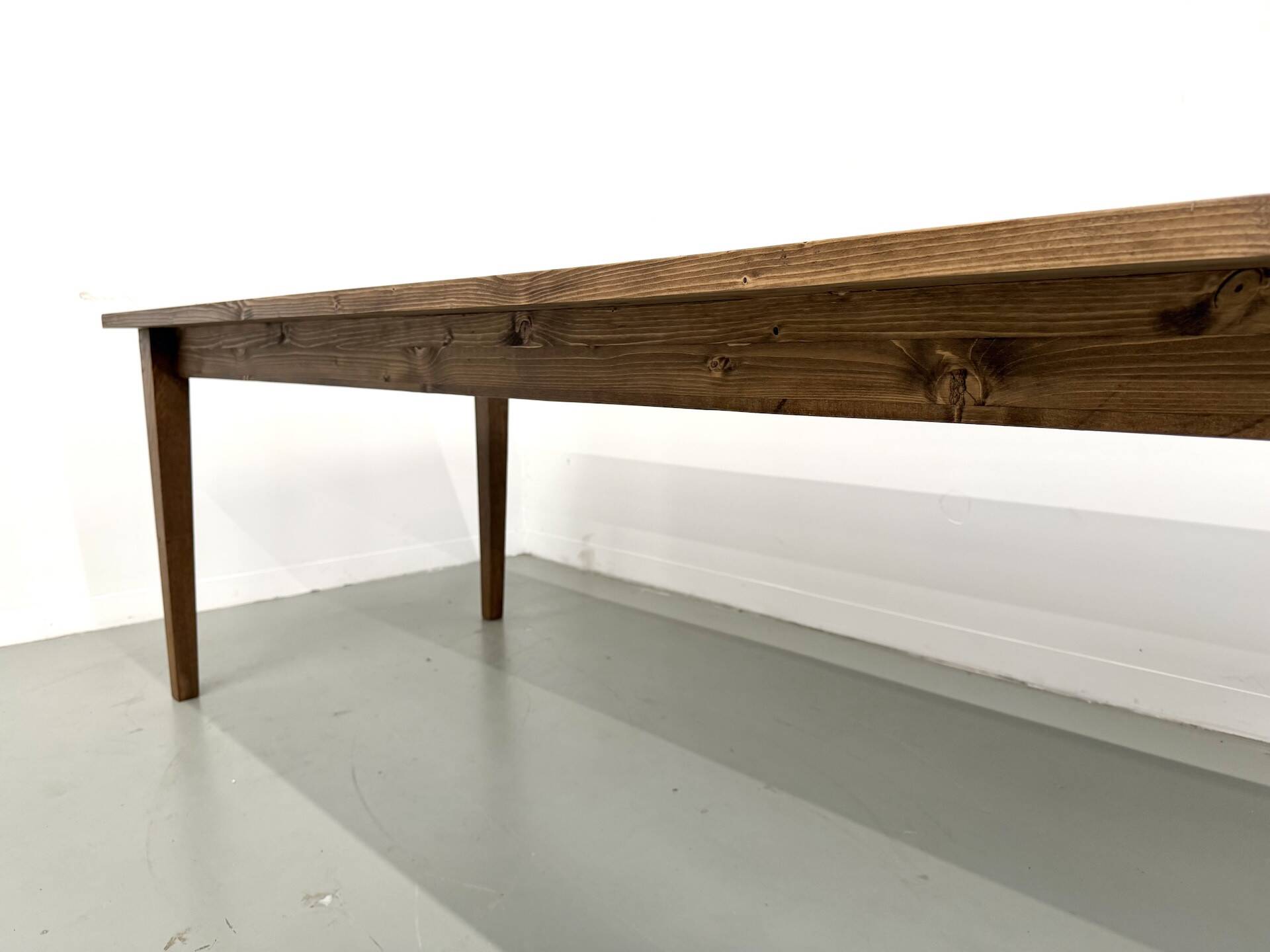 Farm table with tapered legs, L 260 cm