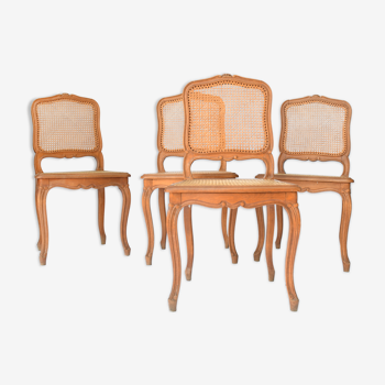 Suite de 4 chaises cannées de style Louis XV