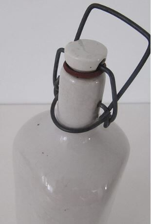 Bouillote ancienne en grès