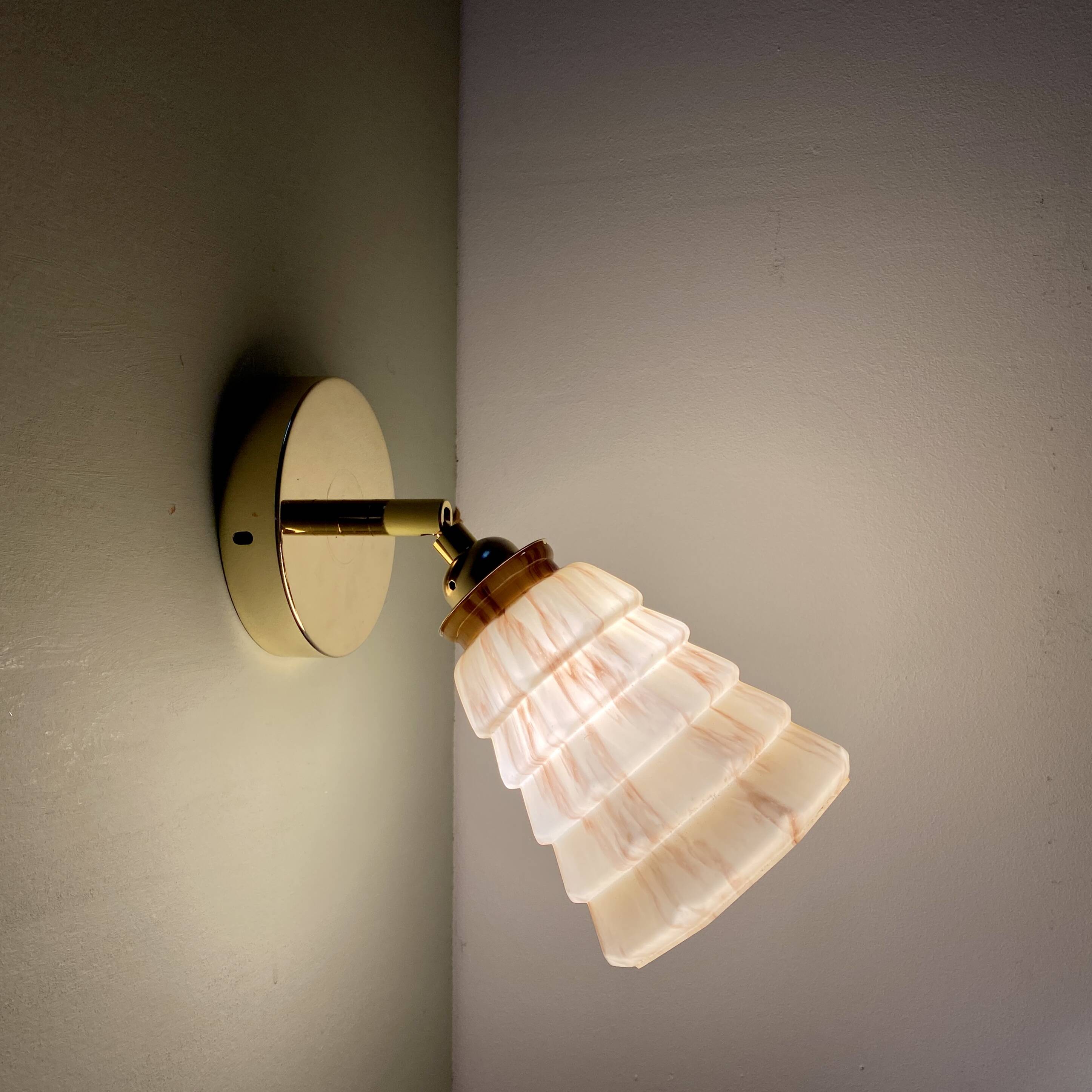 Vintage tulip wall lamp in marbled effect Clichy glass