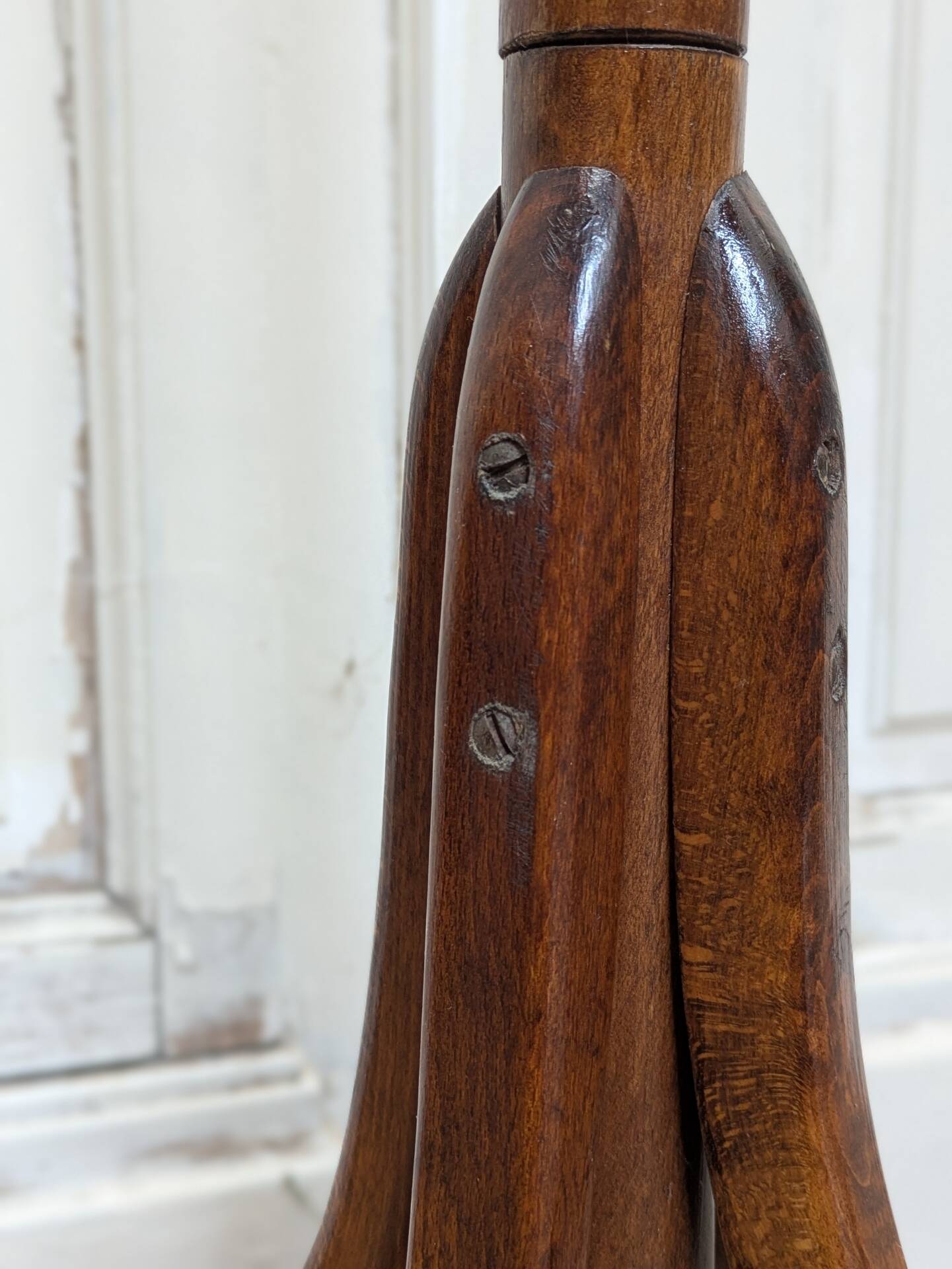 Porte manteau Thonet