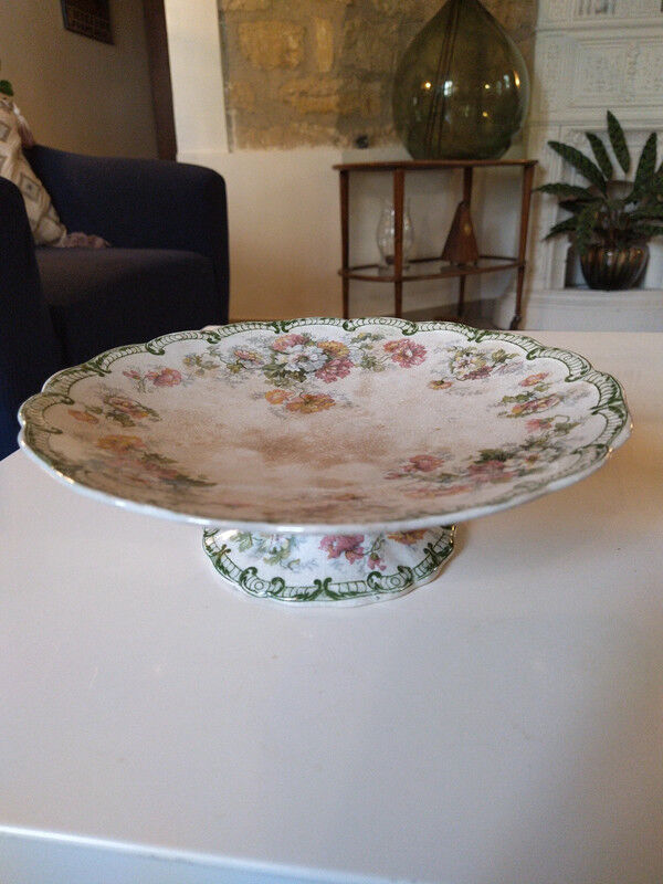 Antique cake dish