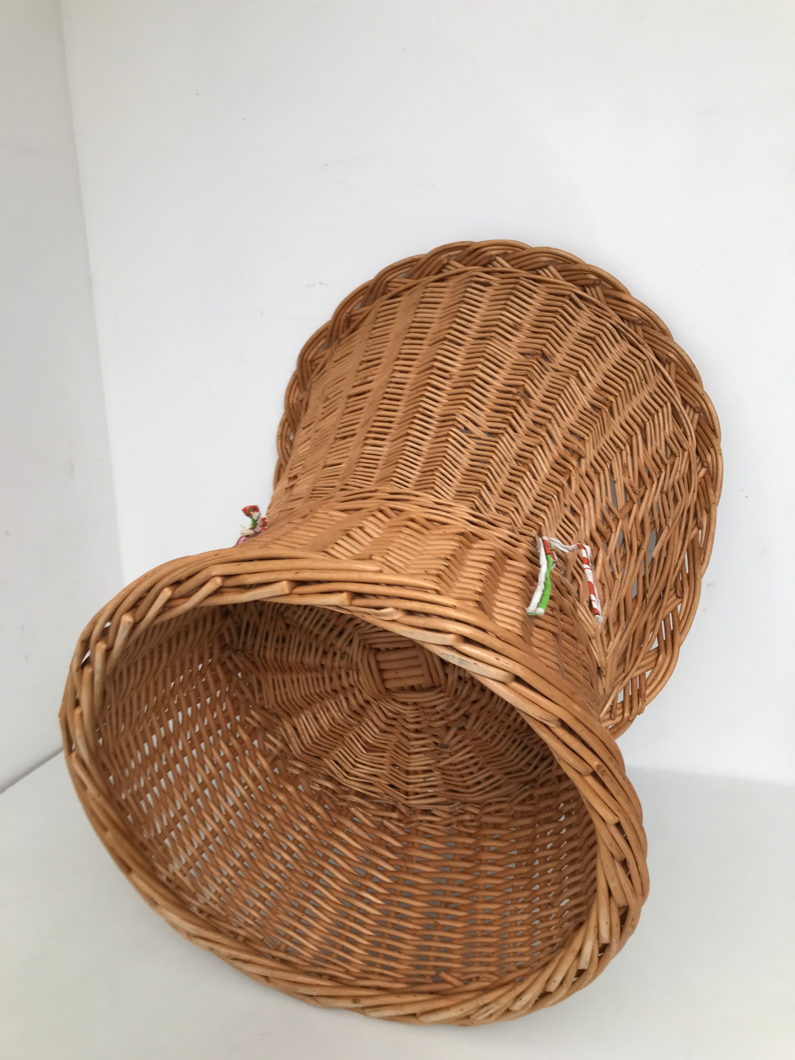 Fauteuil en osier tressé années 50/60