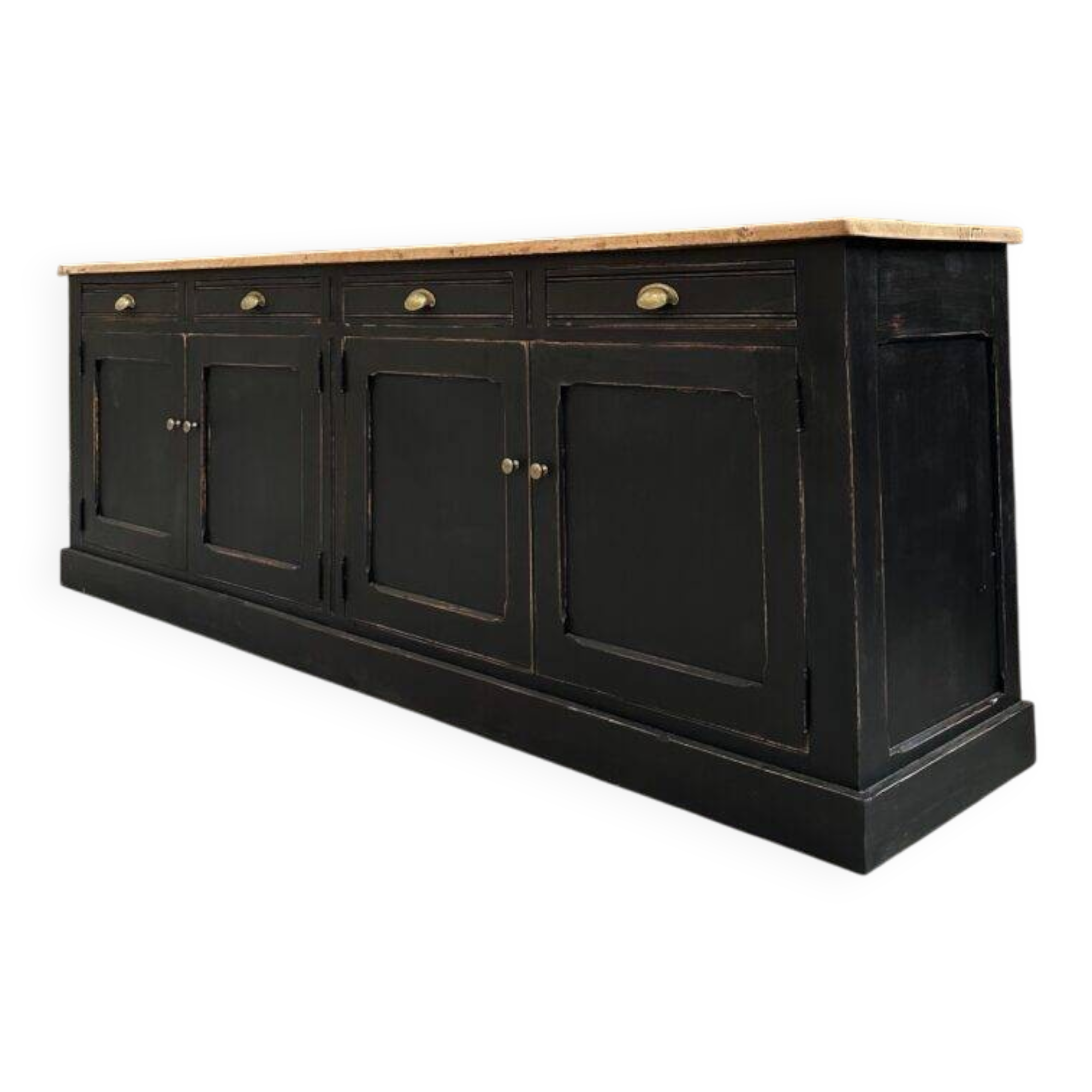 Enfilade with 4 doors from the early 20th century.