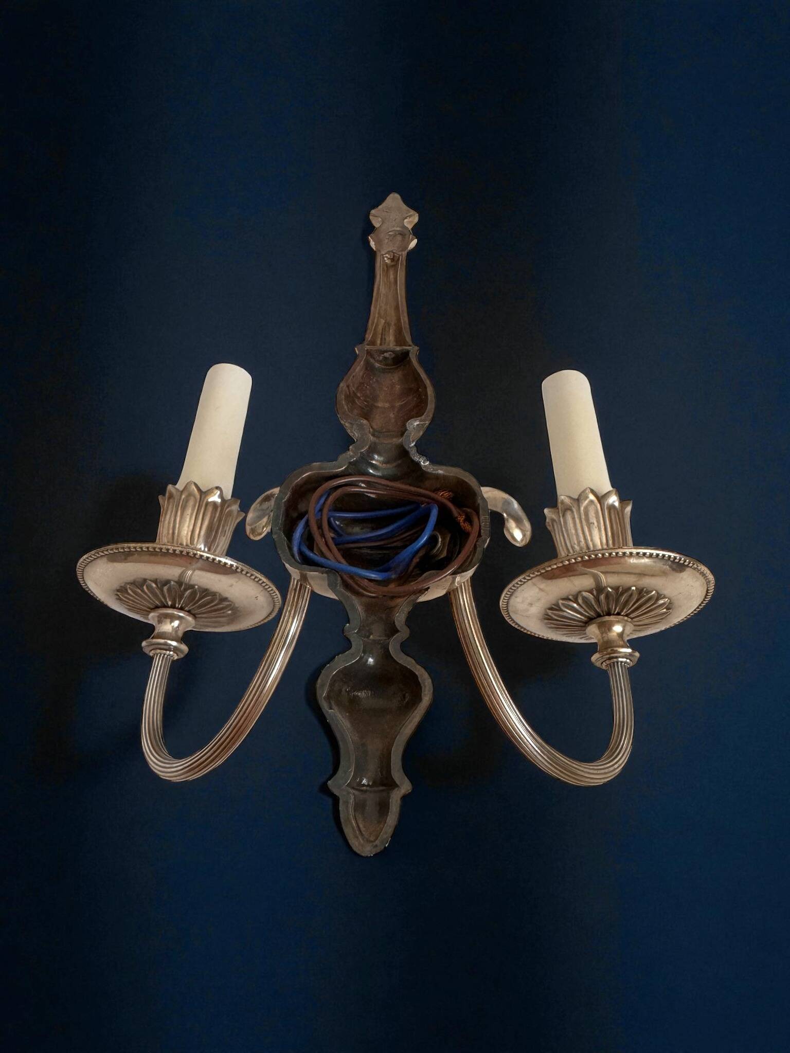 Applique murale vintage laiton argenté, style Louis XVI, années 1950