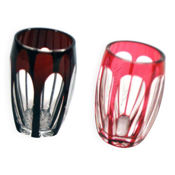 Saint-louis lot de 2 verres à liqueur shooter en cristal doublé overlay rouge gravé