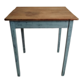 Farmhouse table