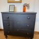 Commode anglaise en bois patiné noir