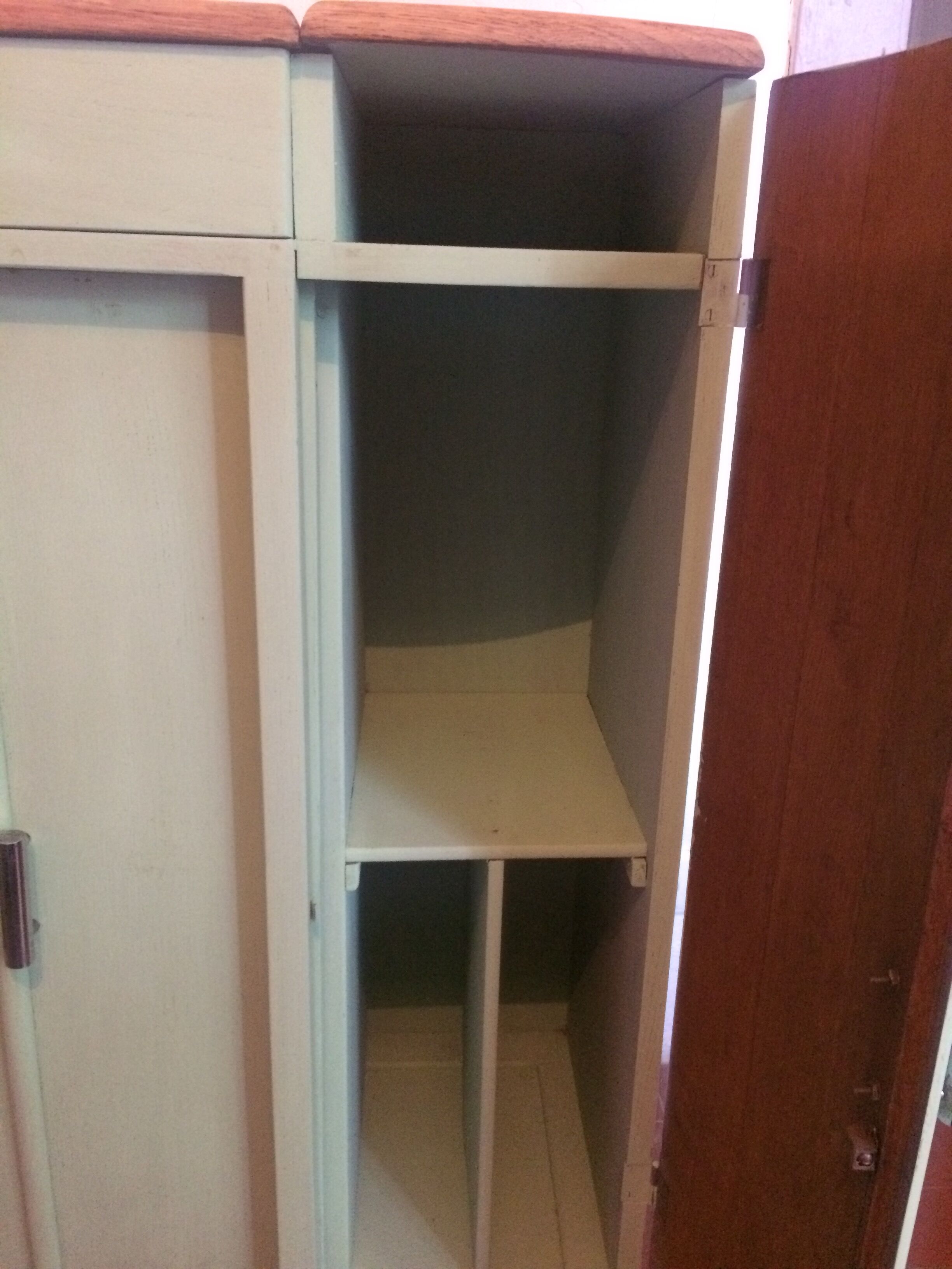 Buffet from the 1950s