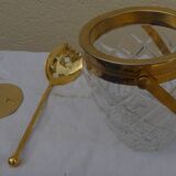 Glass and gold metal ice bucket with its gold metal spoon - Very good condition