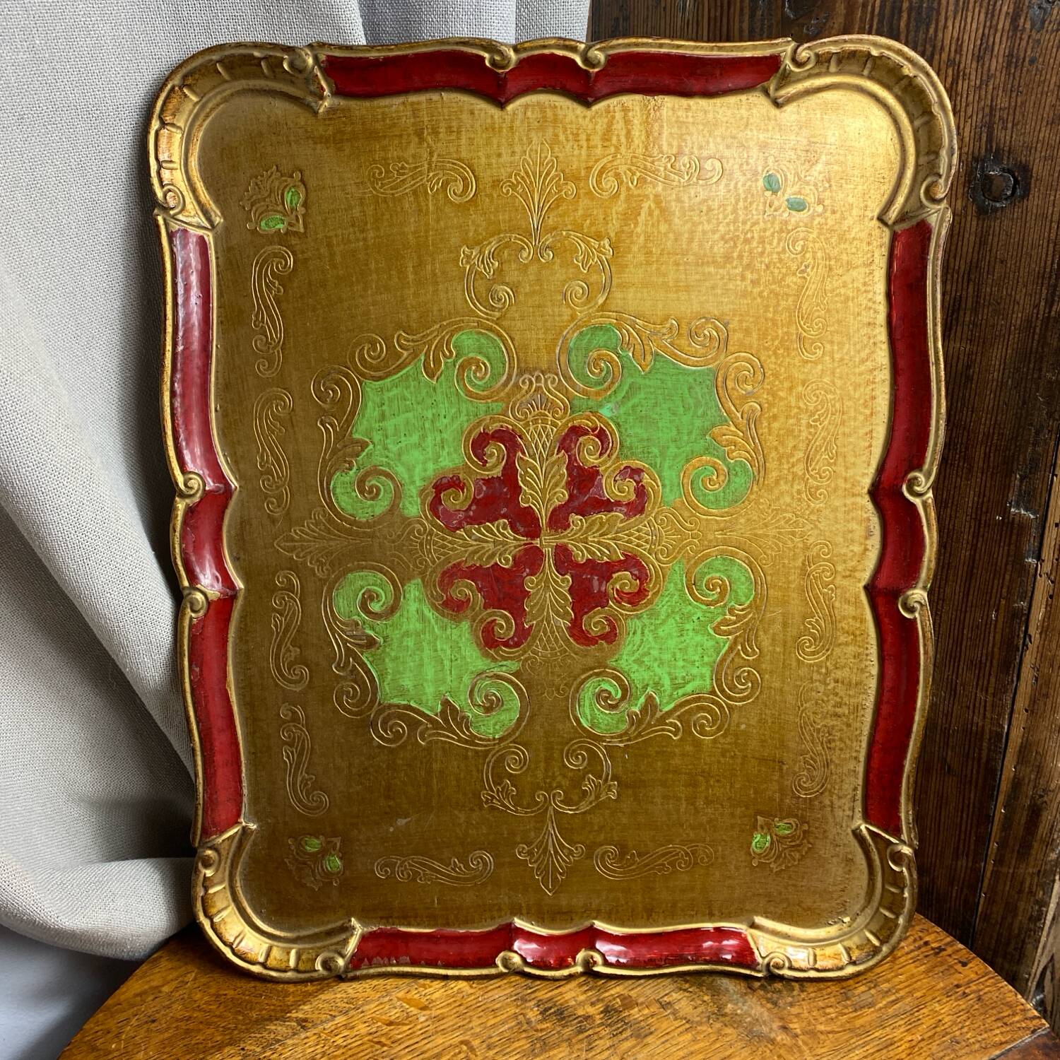 Grand plateau en bois florentin