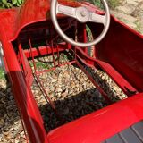 Pedal car