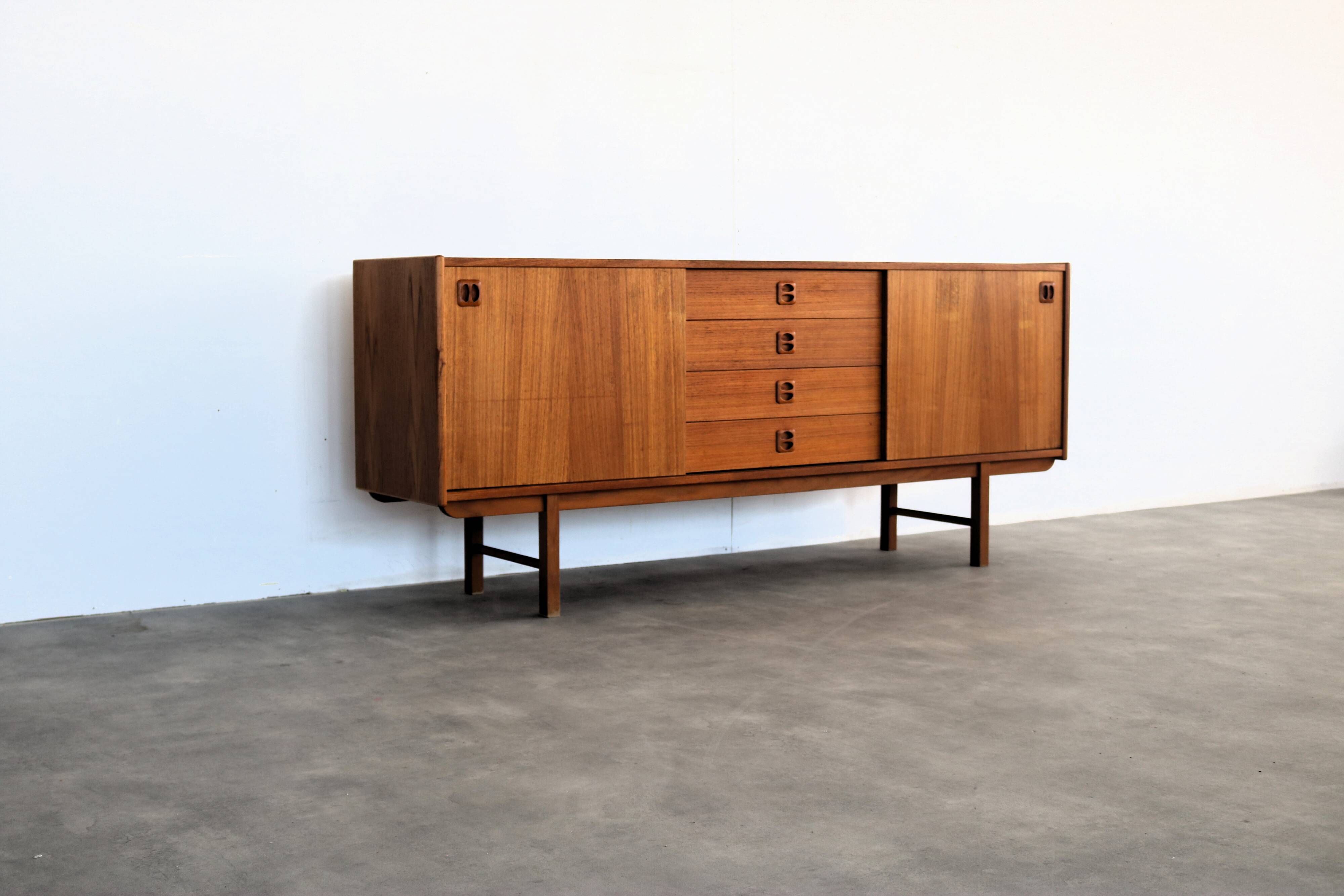 Enfilade années 1960 Suède