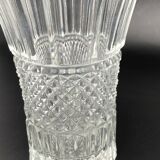 Medium-sized worked glass vase