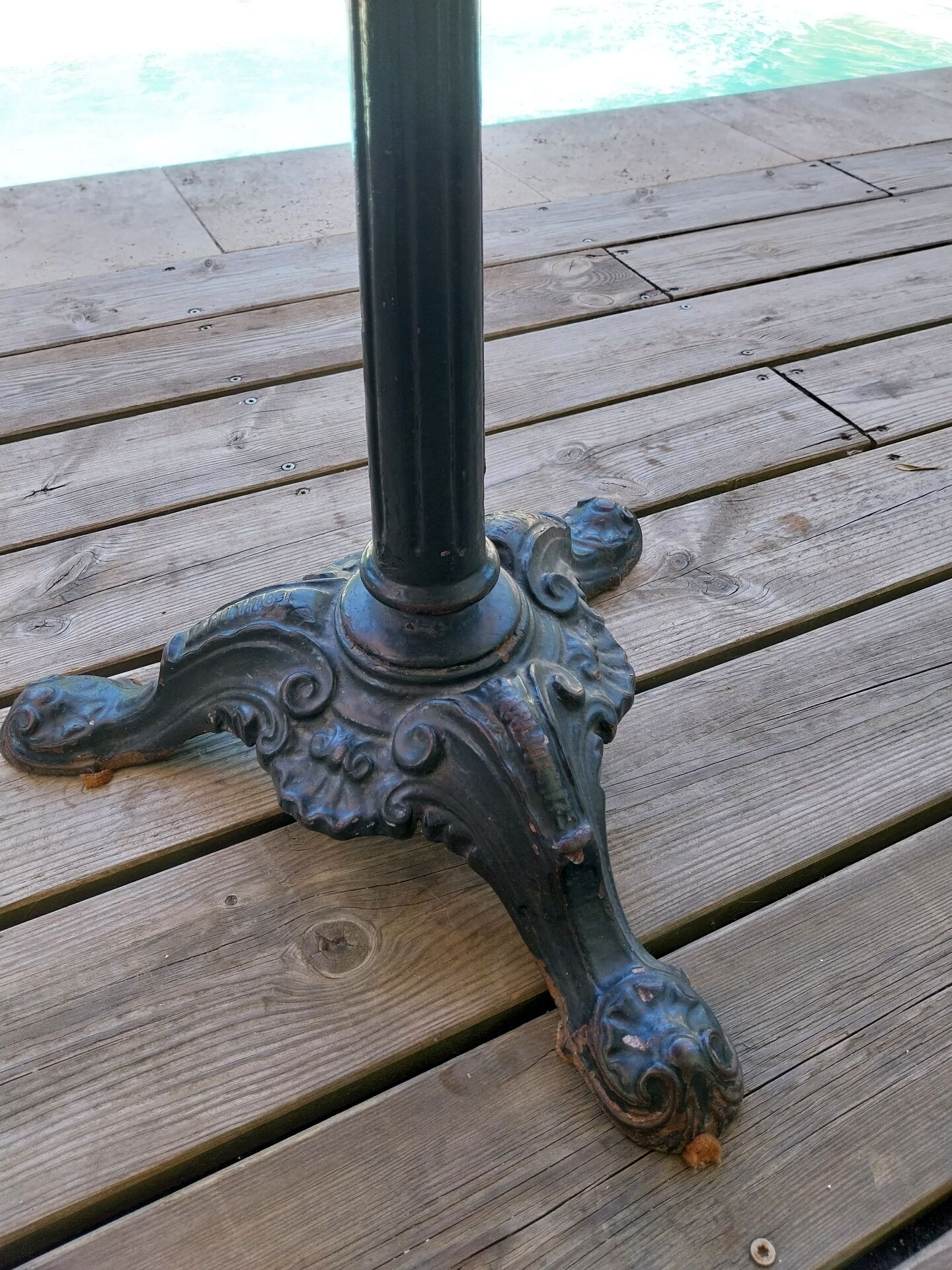 Table de bistrot