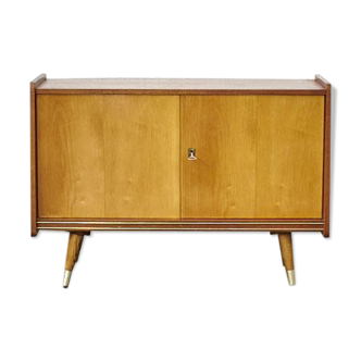 Buffet row vintage