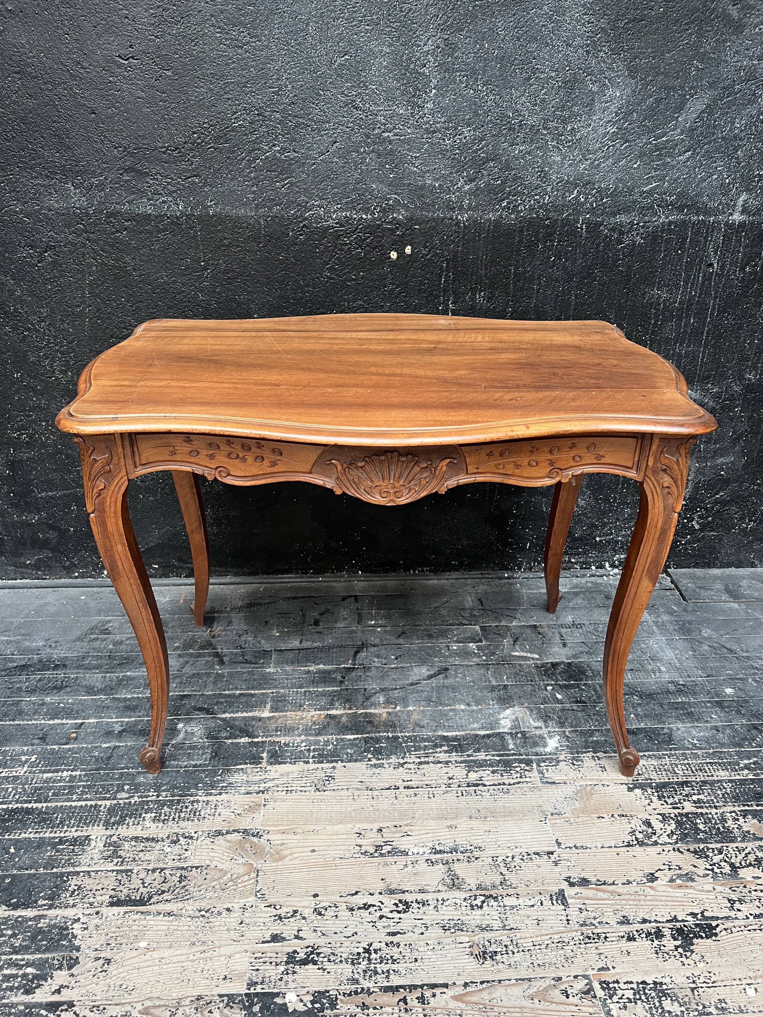 Table d'appoint table a manger de style louis XV