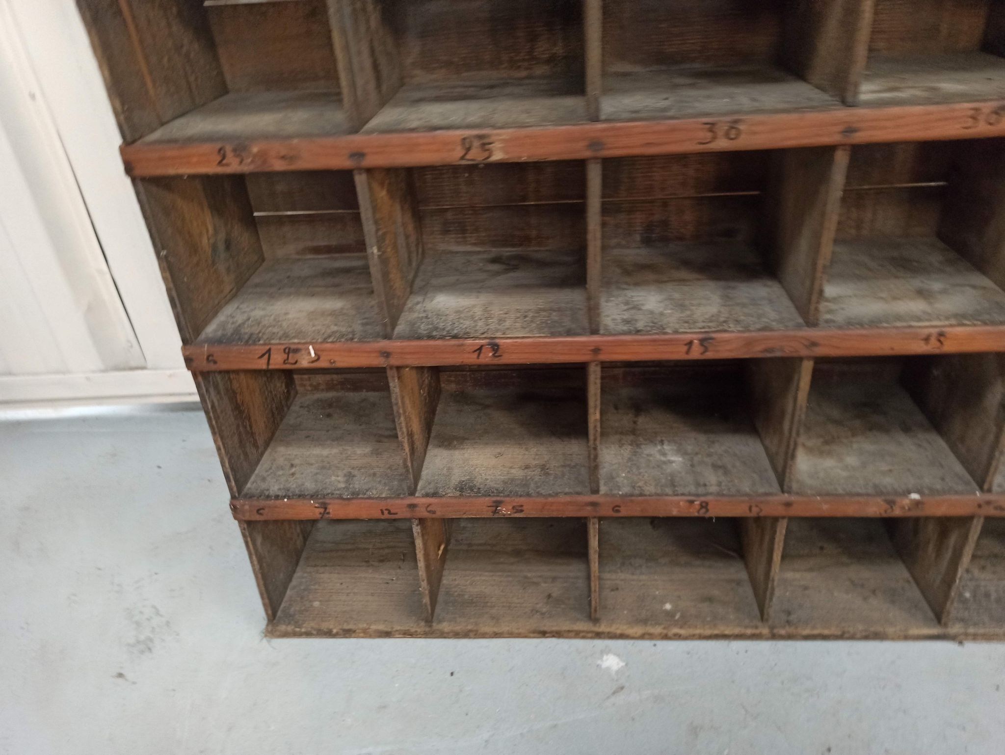 Duo of trade furniture sorting of the post shelf storage