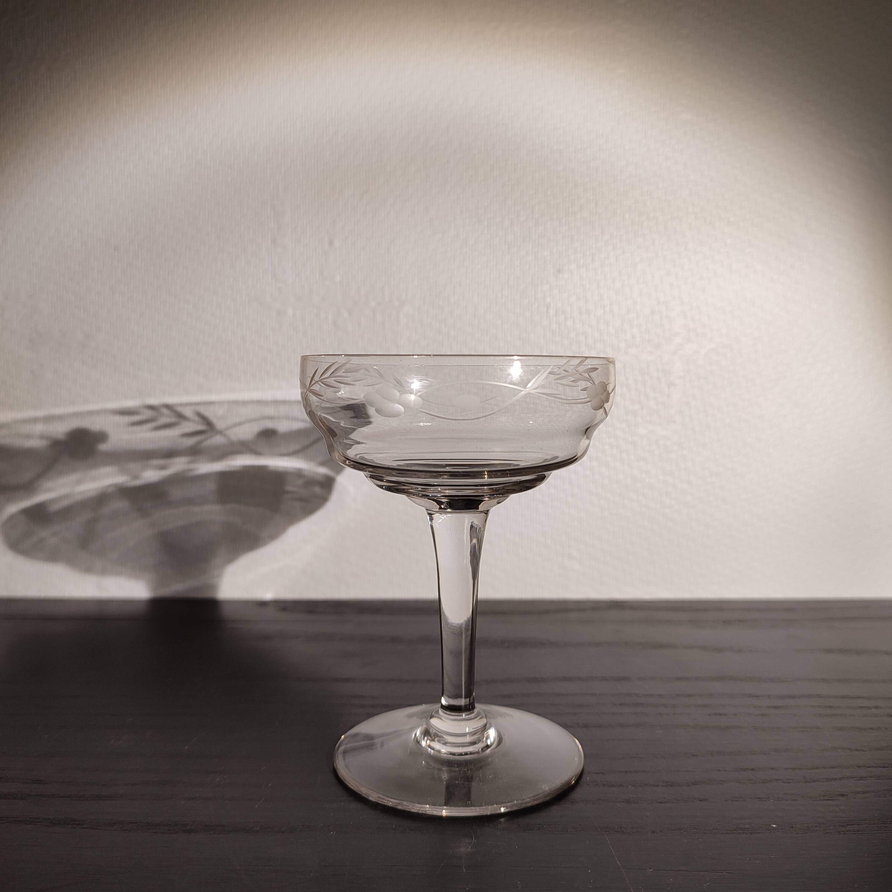 Chiseled crystal champagne glasses