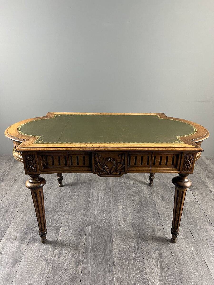 Bureau de style Louis XVI, XXe siècle
