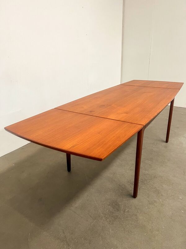 Table extensible arne vodder en teck – vamo – table scandinave vintage anné