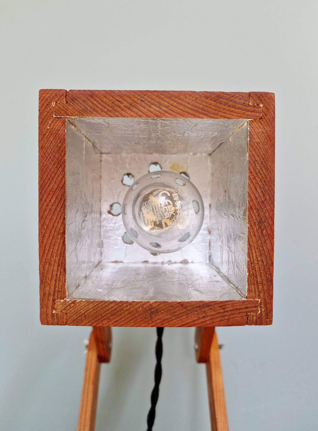 Articulated wooden desk lamp, 1960s-70s