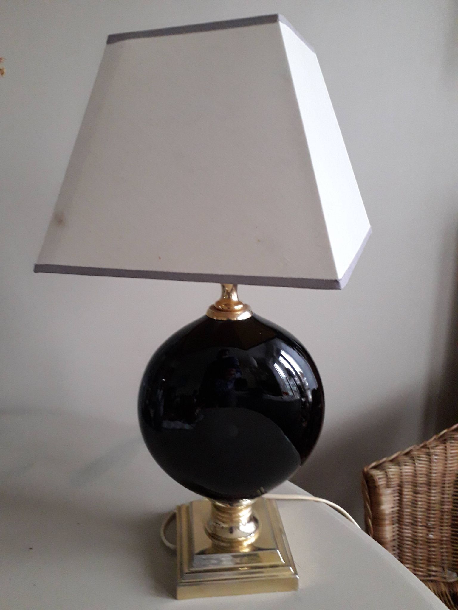 Lampe vintage avec pied en bakélite