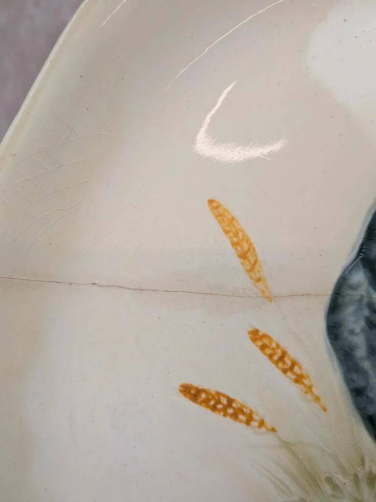 Antique plate Terre de Fer Choisy-le-Roi Hb – Polychrome cock in slipware