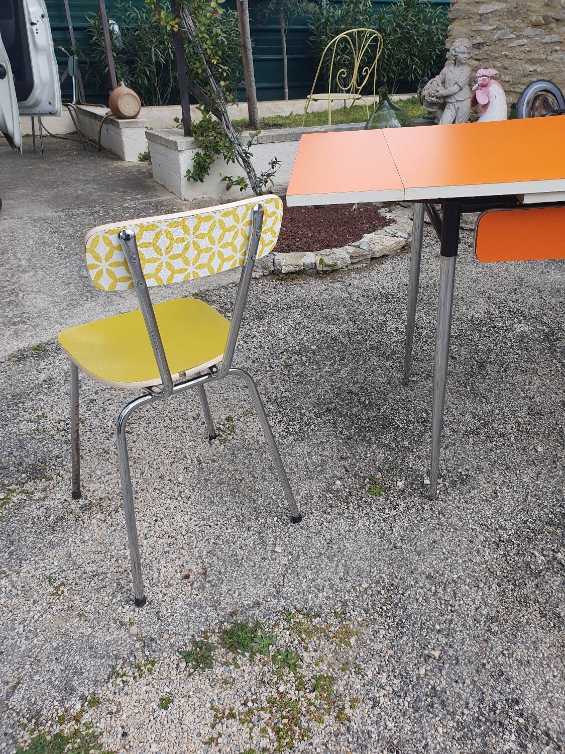 Formica table and chairs