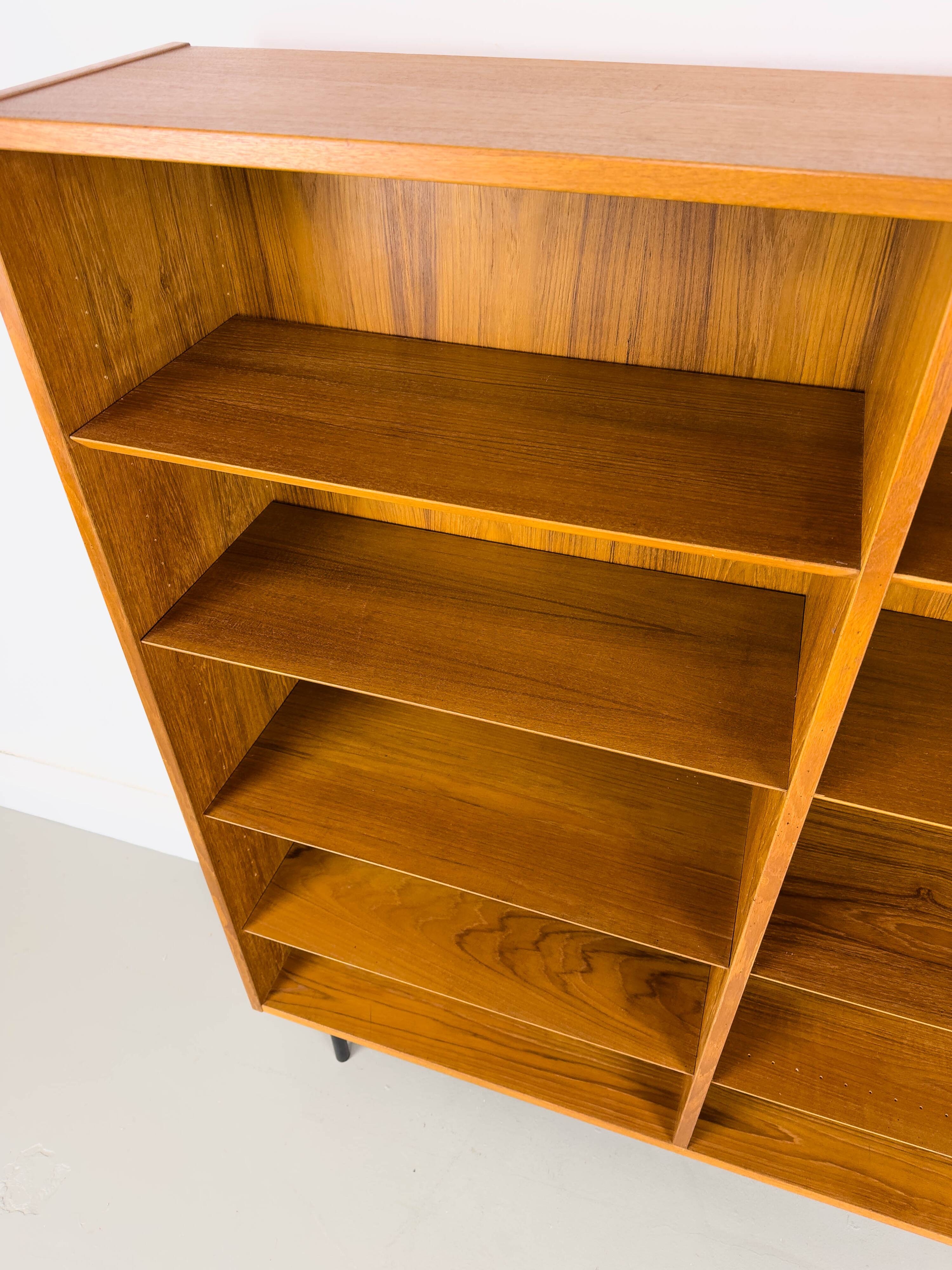 Vintage Danish Teak Bookshelf by Carlo Jensen for Hundevad & Co., 1960s