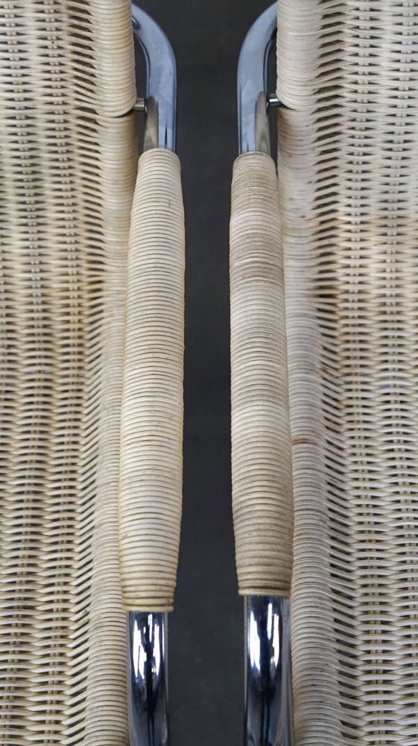 Ensemble de deux chaises design vintage de Franco Albini pour Tecta, chrome et rotin