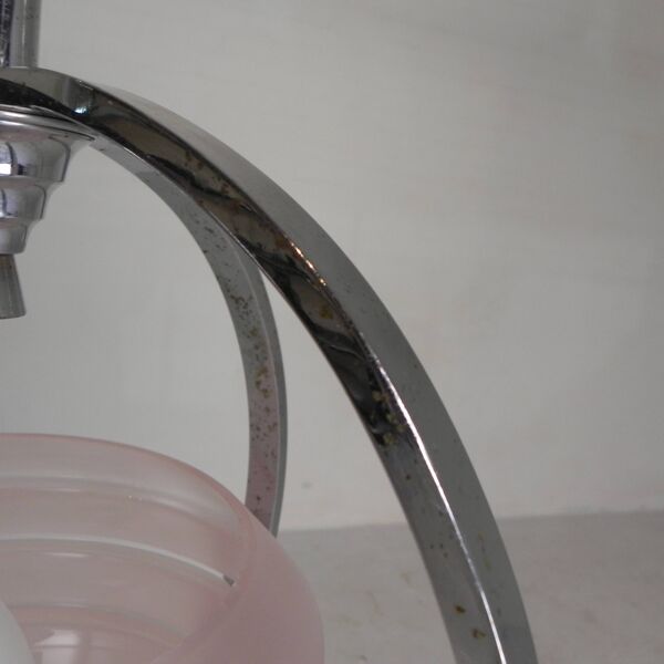 Suspension Art Déco avec abat-jour en verre dans un cadre en chrome, années 1930