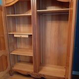 Provencal cabinet in cherry