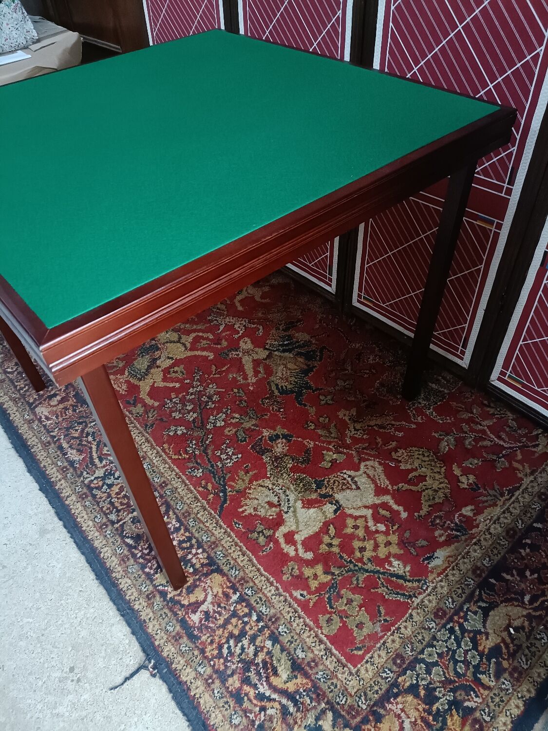Table de bridge placage acajou et tapis vert, état neuf