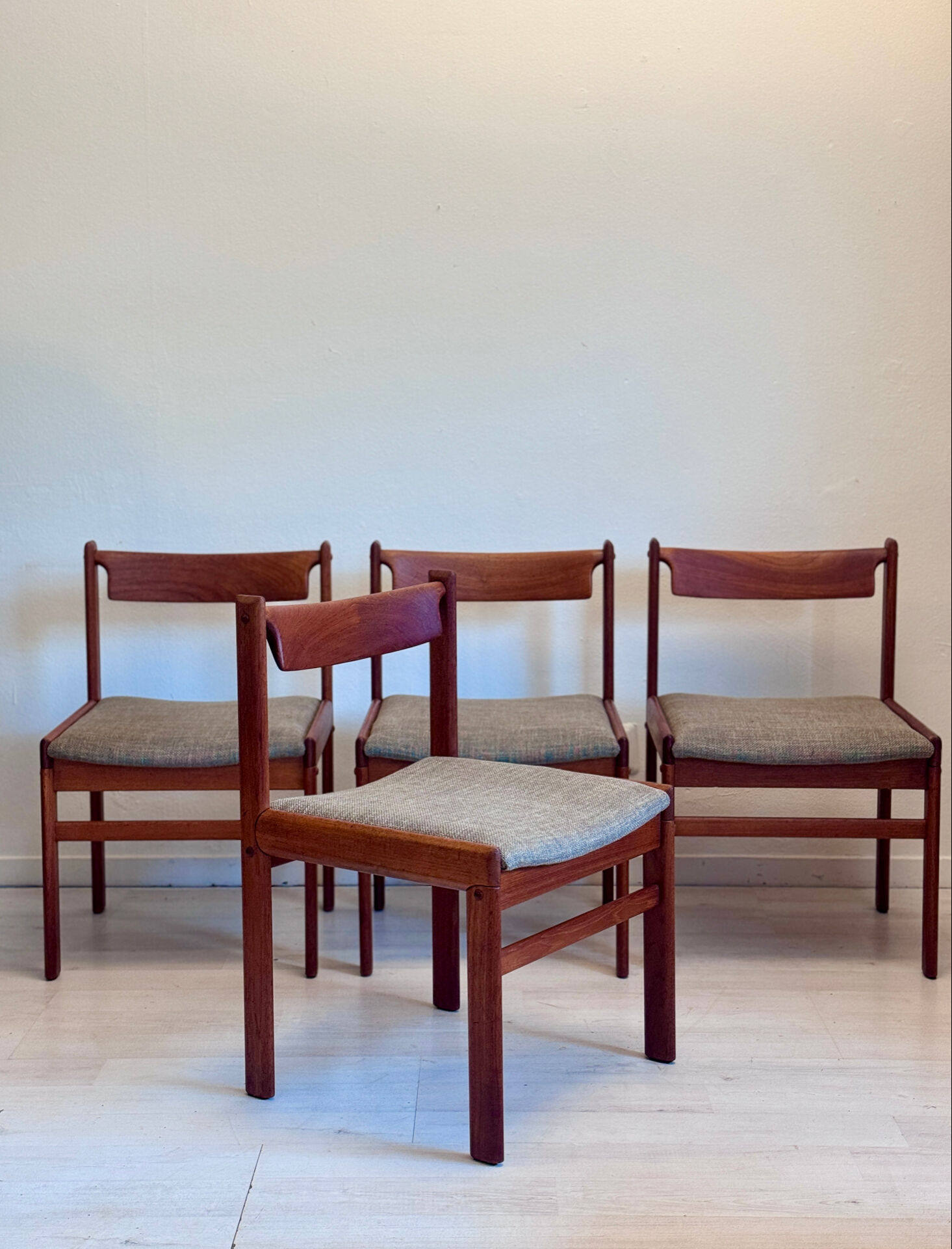 4 eetkamerstoelen H.W. Klein voor Bramin – teakhout – jaren 60