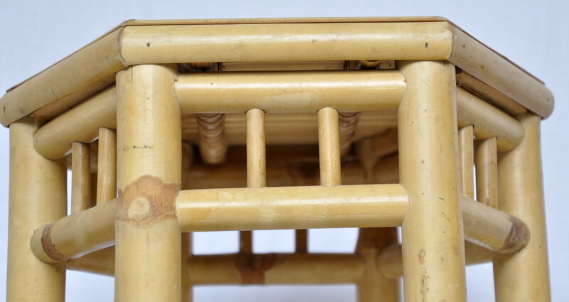 Pull-out table bamboo