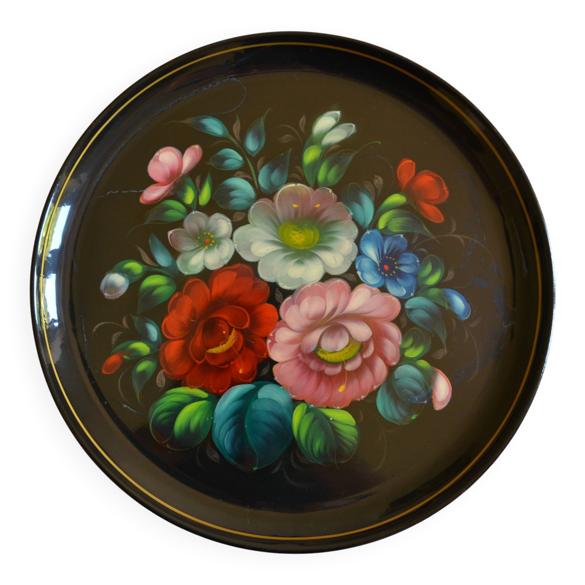 Vintage Russian metal plate with hand-painted floral decoration D 32 cm