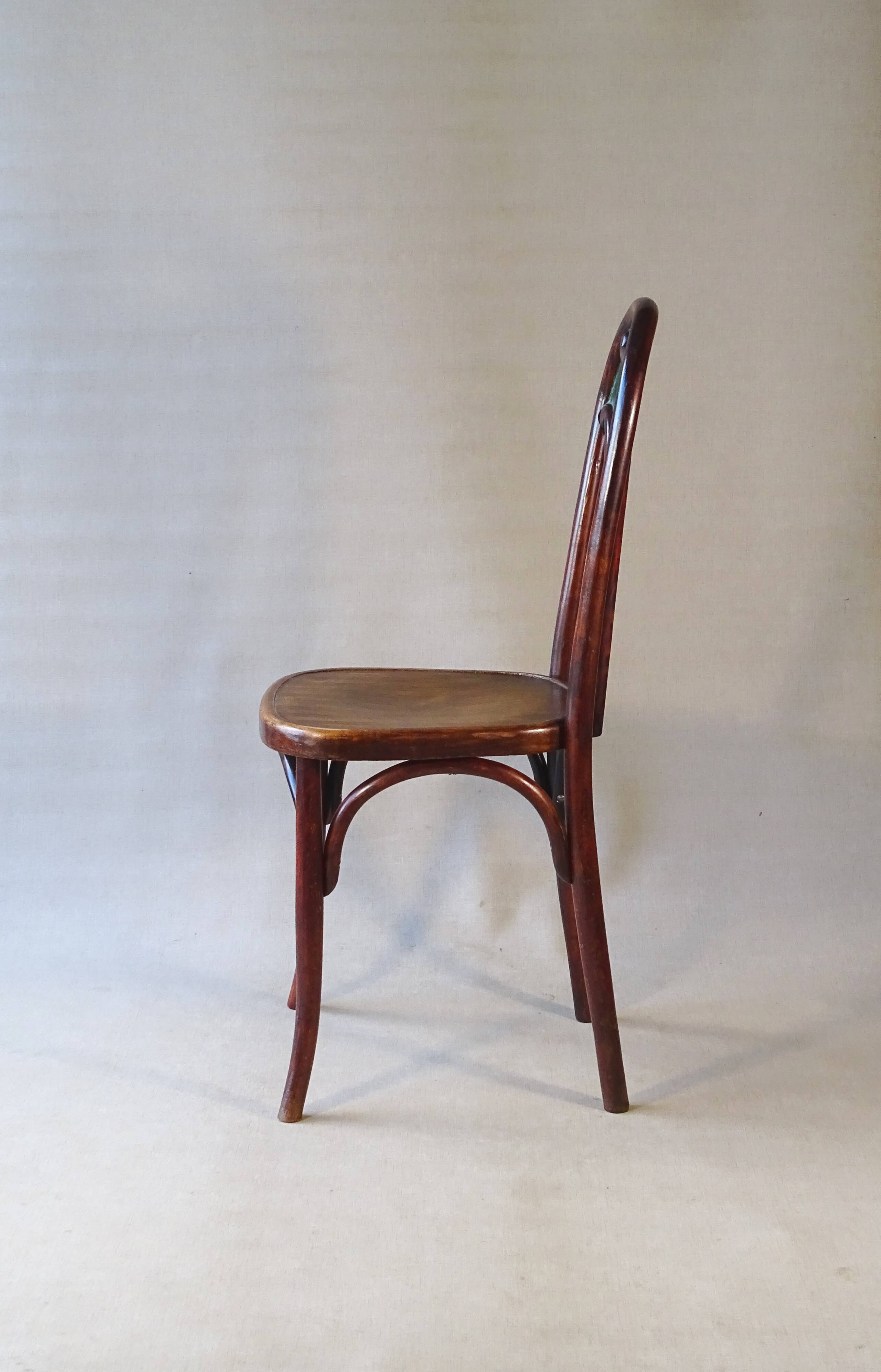 Fischel chair N°396 circa 1929, variant of Thonet 738/XI