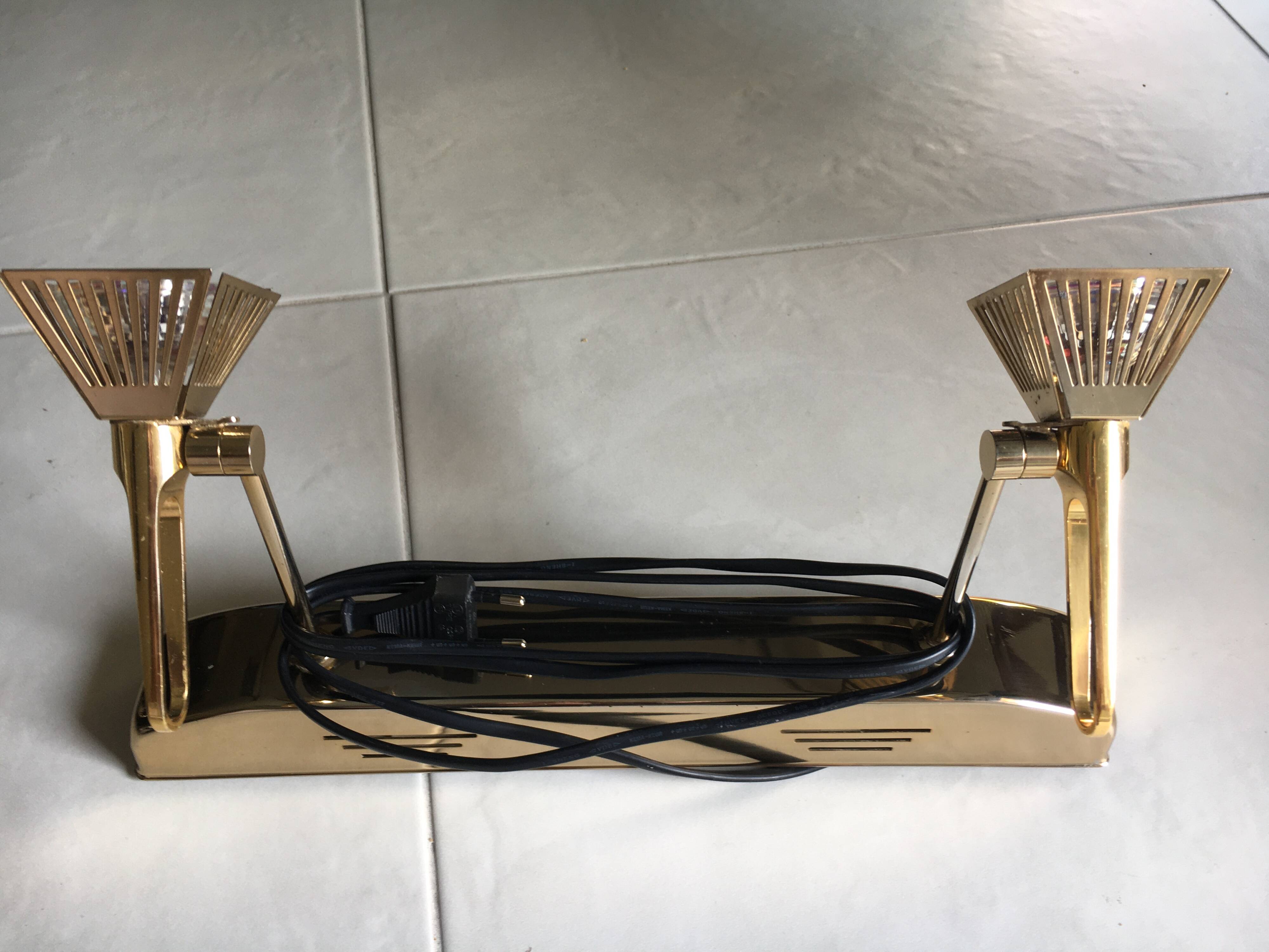 Appliques en laiton Fase