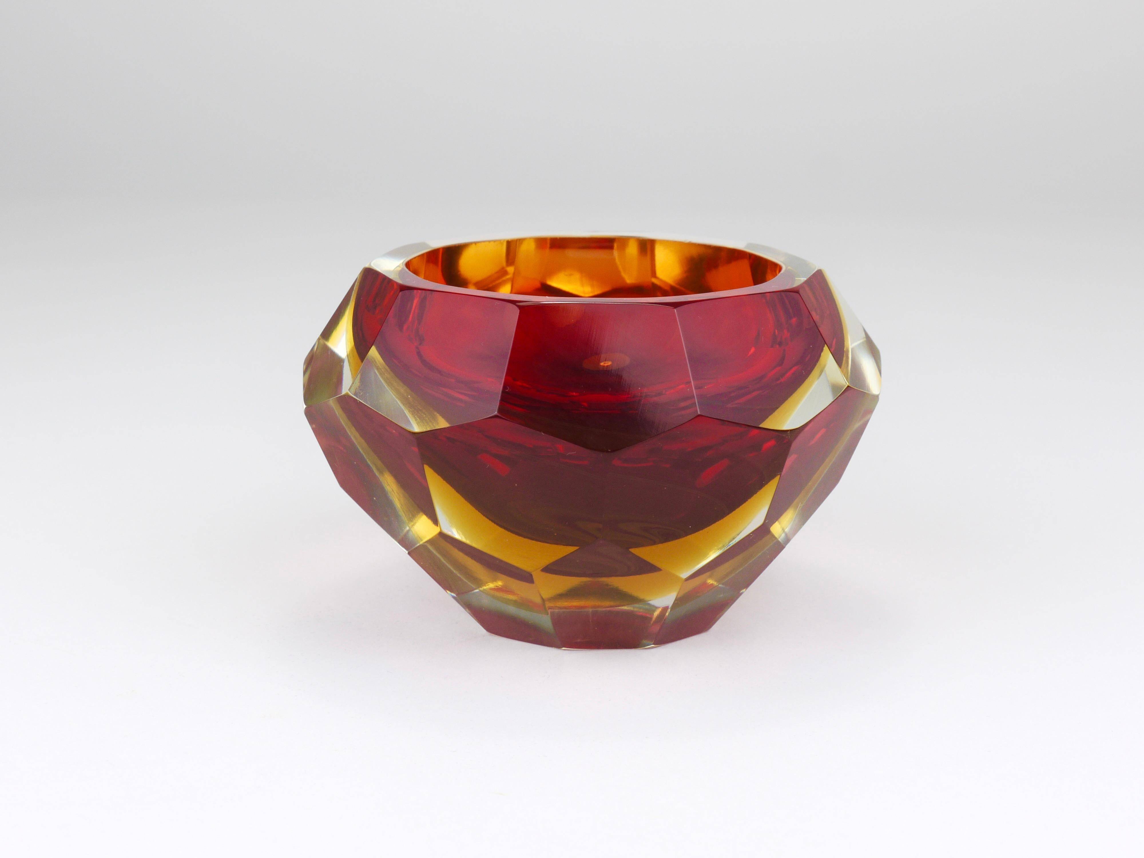 Mandruzzato Sommerso Bol Facetté en Verre Murano pour Caviar, Italie, 1960s