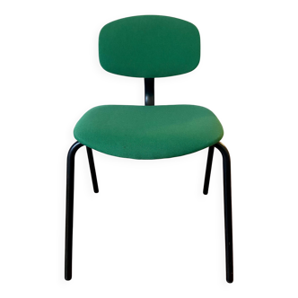Strafor chair