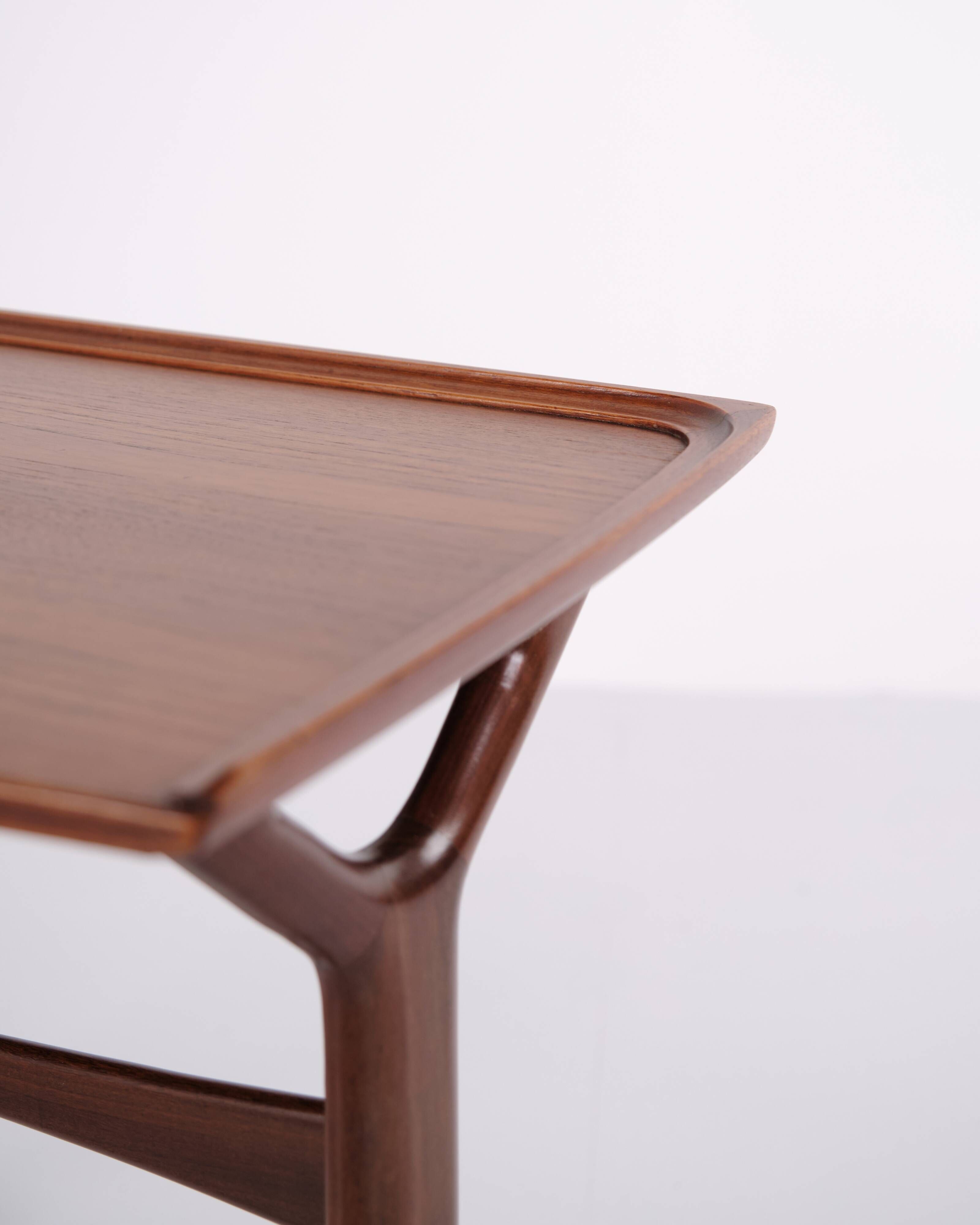 Side table - Teak wood - Danish design - Johannes Andersen - 1960s