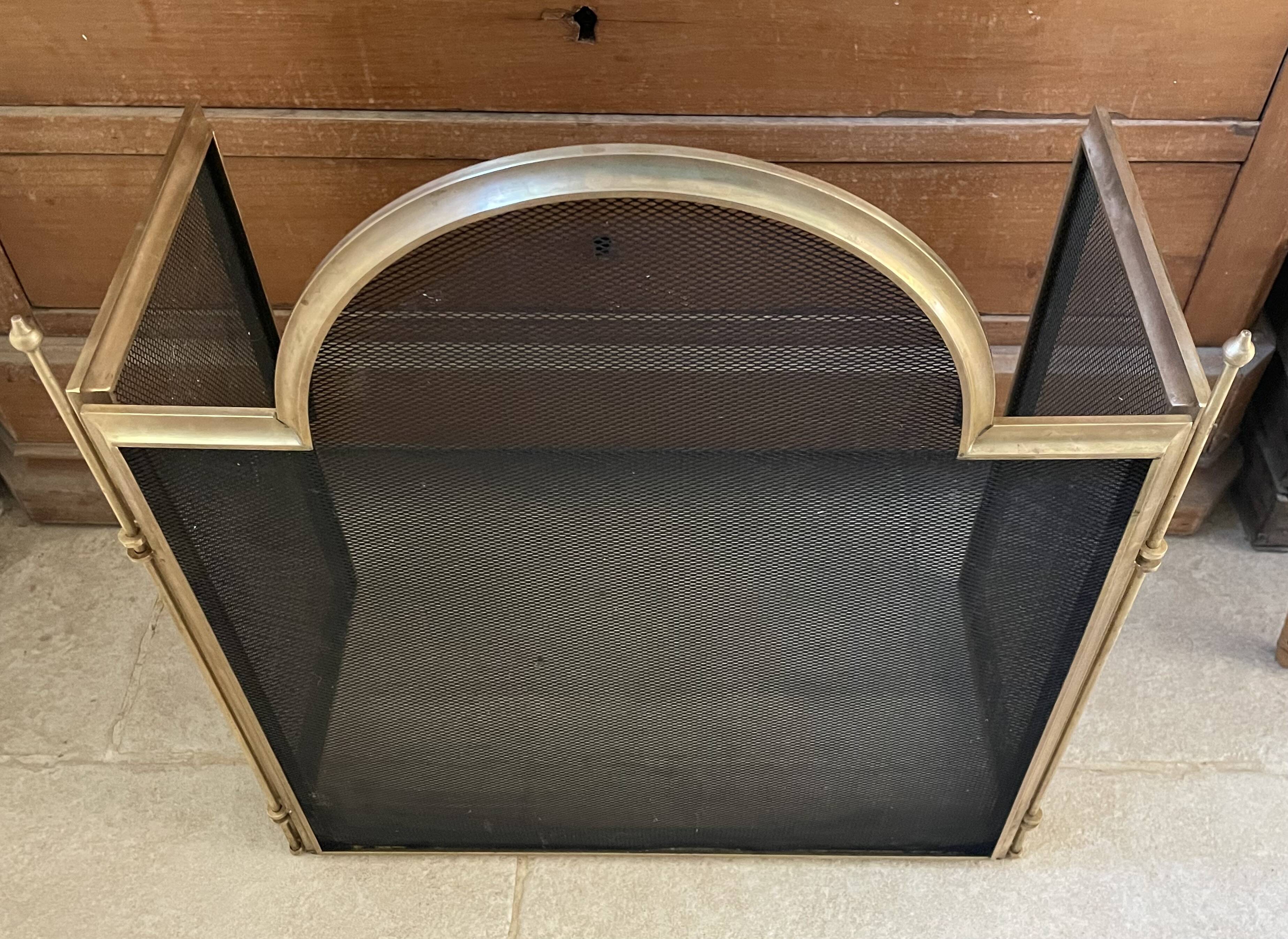 Vintage brass fire screen with 3 panels