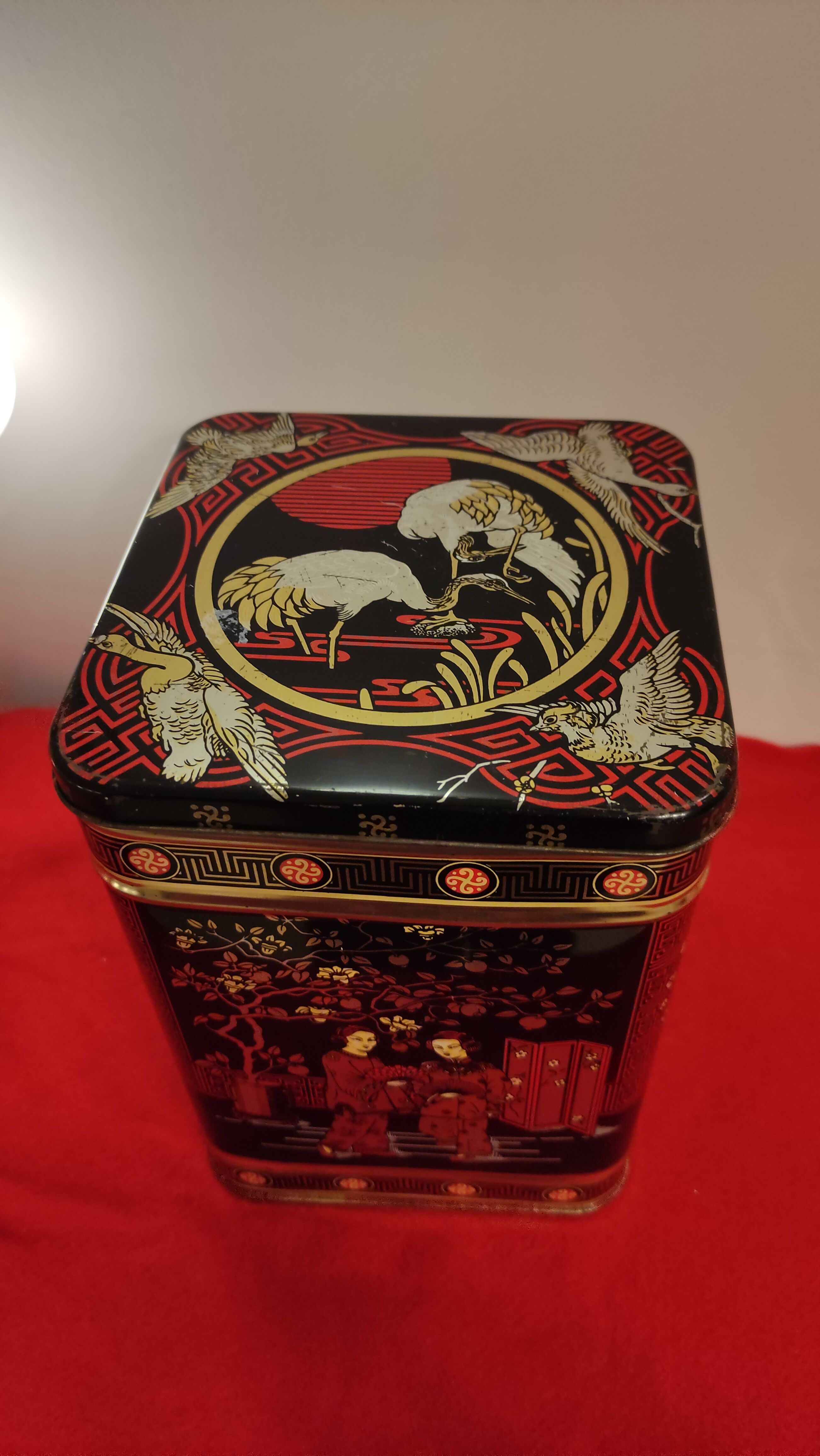 English metal tea box